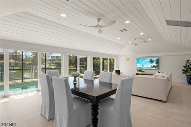 Welcome to this breathtaking, light-filled, airy modern - photo 17