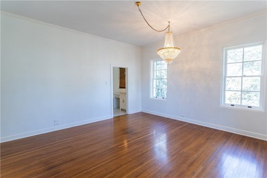 Stunning Historical Estate with Bay Views. Step into history - photo 24