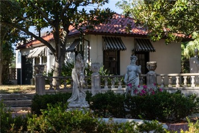 Stunning Historical Estate with Bay Views. Step into history - photo 31