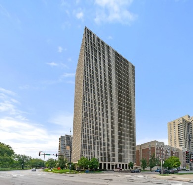 Lake Home For Sale in Chicago, Illinois