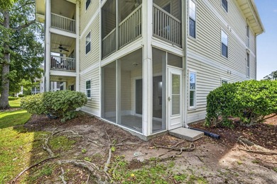 Fully renovated, ground-floor end-unit two-bedroom, two-bathroom - photo 36