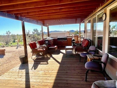 MOVE-IN READY! ABUTS STATE LAND! NEW, powerful SOLAR SYSTEM; - photo 8