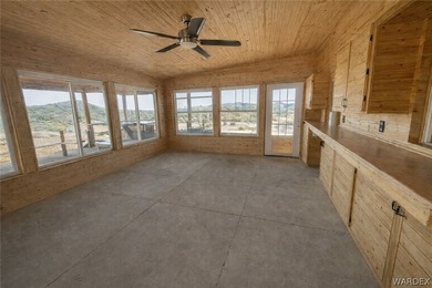 MOVE-IN READY! ABUTS STATE LAND! NEW, powerful SOLAR SYSTEM; - photo 10