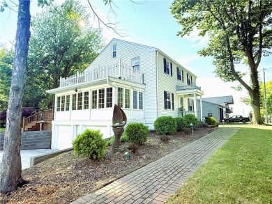 Lake Home ActiveUnderContr in Eastlake, Ohio