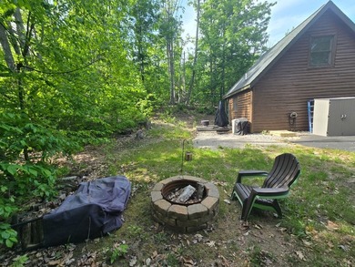 Charming and well-maintained, this 2 bedroom, 1 bath Beaver - photo 3