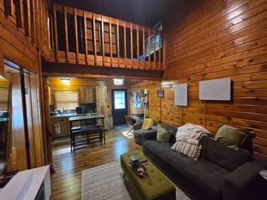 Charming and well-maintained, this 2 bedroom, 1 bath Beaver - photo 4
