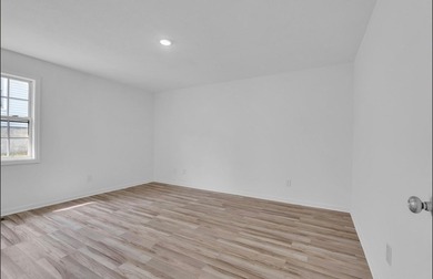 This adorable 2-bed, 1-bath home delivers big on charm and value - photo 11