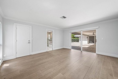 Fully renovated Brookfield home overlooking the Jack Nicklaus - photo 19