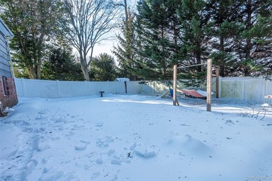 Welcome into, a spacious and versatile residence ideally located - photo 23