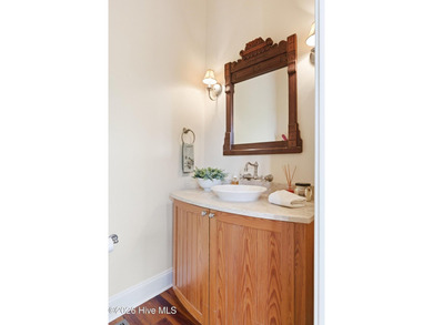 Welcome to 6313 Seamist Court, a rare Intracoastal Waterway - photo 25
