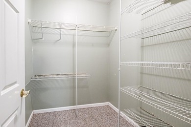 Welcome to 52 Alice Rd! This beautifully maintained raised ranch - photo 37