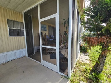 Welcome to your peaceful retreat in this beautiful 2-bedroom - photo 5