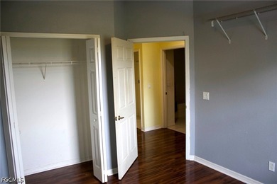 Welcome to this beautifully maintained second-floor 3-bedroom - photo 21