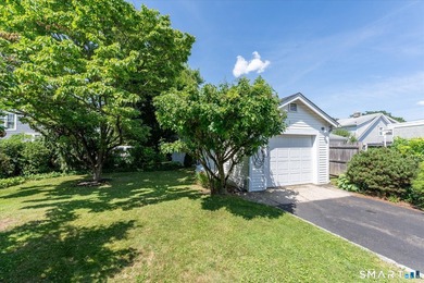 Private beach rights and an exceptional coastal lifestyle await - photo 24