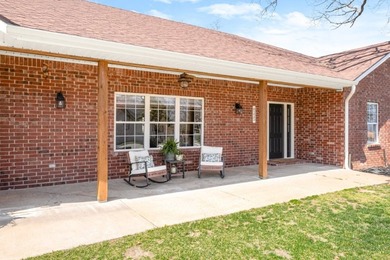 Beautifully remodeled home featuring a spacious great room, and - photo 1