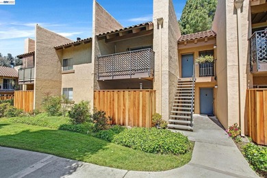 Welcome to this beautifully renovated 1-bedroom, 1-bath - photo 31