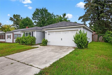 ASSUMABLE FHA LOAN AT JUST OVER 3% + SELLER FINANCING AVAILABLE - photo 2