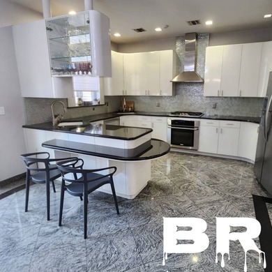 Don't miss the opportunity to own this immaculately custom built - photo 3