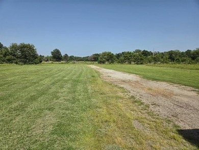 A rare find is this lovely and secluded 3BD/3BA home on 25+/- - photo 45