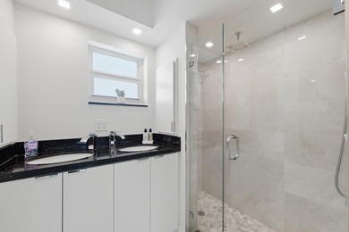 Welcome to Paradise! Turnkey furnished condo with spectacular - photo 10