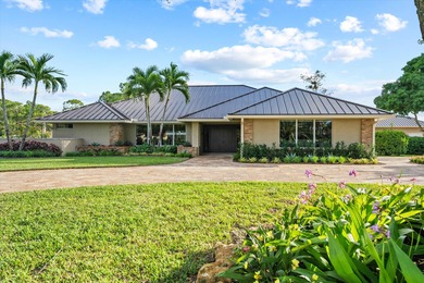 (private lake, pond, creek) Home For Sale in Wellington Florida