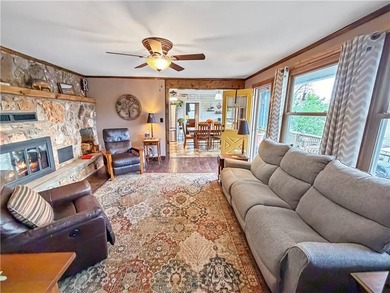 Welcome to your Lake of the Ozarks waterfront home with distinct - photo 14