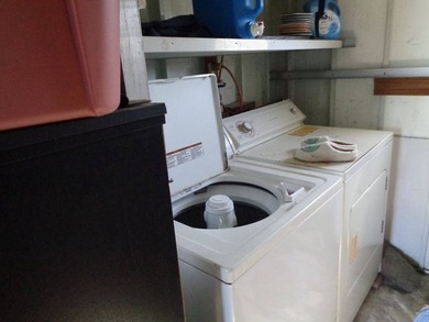 AFFORDABLE 2/2 MOSTLY FURNISHED. THERE IS A RAMP IN THE FRONT - photo 7