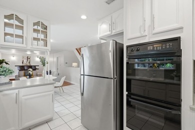 Beautifully updated Cambrian gem offering a spacious and - photo 28