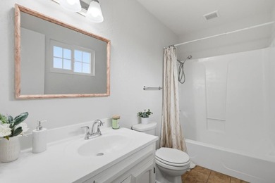 Beautifully updated Cambrian gem offering a spacious and - photo 32