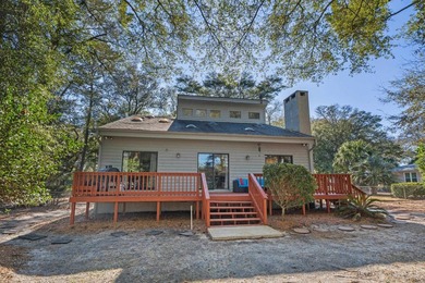 Southern charm by the coast! Welcome to Arcadian Shores, a - photo 34
