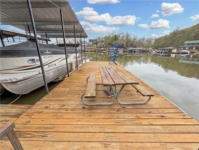 Welcome to your Lake of the Ozarks waterfront home with distinct - photo 36