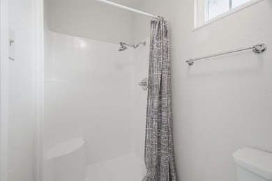 Beautifully updated Cambrian gem offering a spacious and - photo 36