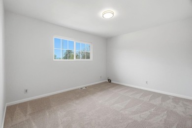 Beautifully updated Cambrian gem offering a spacious and - photo 37