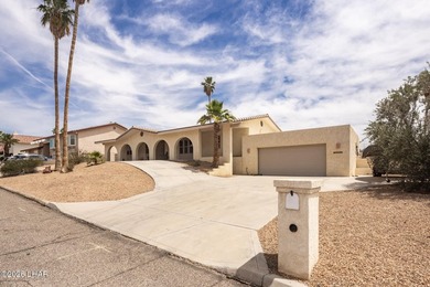 Golf Course & Mountain Views on Palmer Drive Perfectly situated - photo 2