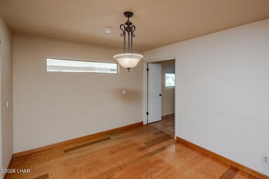 Golf Course & Mountain Views on Palmer Drive Perfectly situated - photo 5