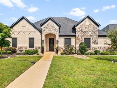 Loy Lake Home For Sale in Denison Texas