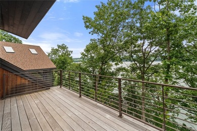 This exceptional lakeside estate offers 13.69 acres of wooded - photo 22