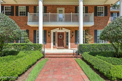 Custom-built in 1983 for a well-known local builder, this - photo 10