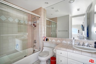 JUst Reduced. Built in 2000 on 2.1 fenced acres of Gated Malibu - photo 34