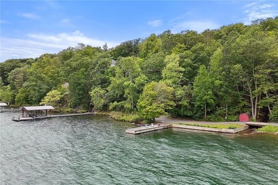 This exceptional lakeside estate offers 13.69 acres of wooded - photo 39