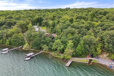 This exceptional lakeside estate offers 13.69 acres of wooded - photo 47