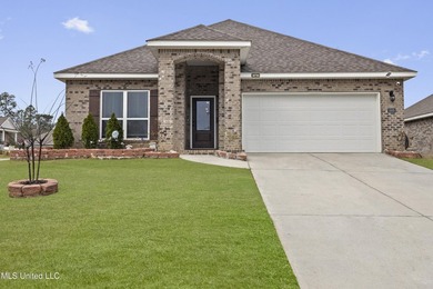 Situated on a premium corner lot in the sought-after Highlands - photo 1