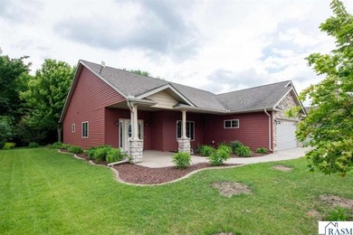 Welcome to this beautiful 3 bedroom, 2 bathroom patio home - photo 1