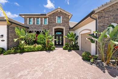 EXTRAORDINARY LUXURY AWAITS - YOUR DREAM HOME IN A GATED - photo 9