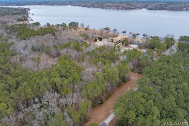 Beautiful wooded lot located in the peaceful subdivision of - photo 7