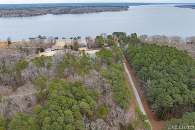 Beautiful wooded lot located in the peaceful subdivision of - photo 10