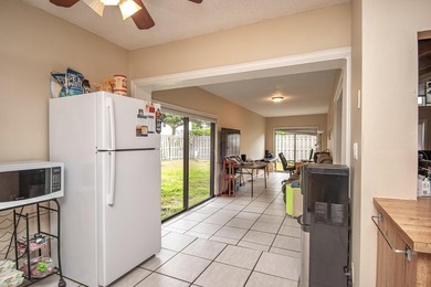 Nestled in the desirable Amberwoods community, this 3br, 2ba - photo 12