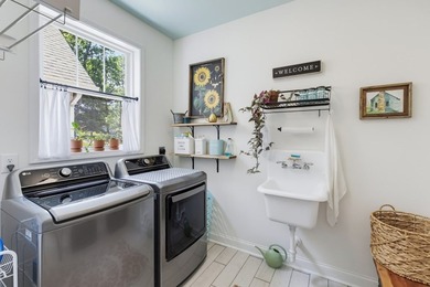 Some houses have a way of making you instantly feel at home - photo 15