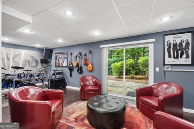 WOW! Welcome home to this fabulous updated 6 bed, 3.5 bath - photo 41