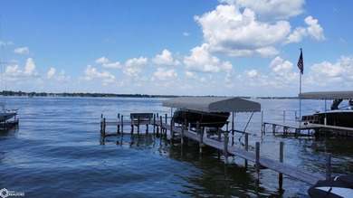 Unrivaled Waterfront Luxury with Private Guest Retreat & Sandy - photo 4